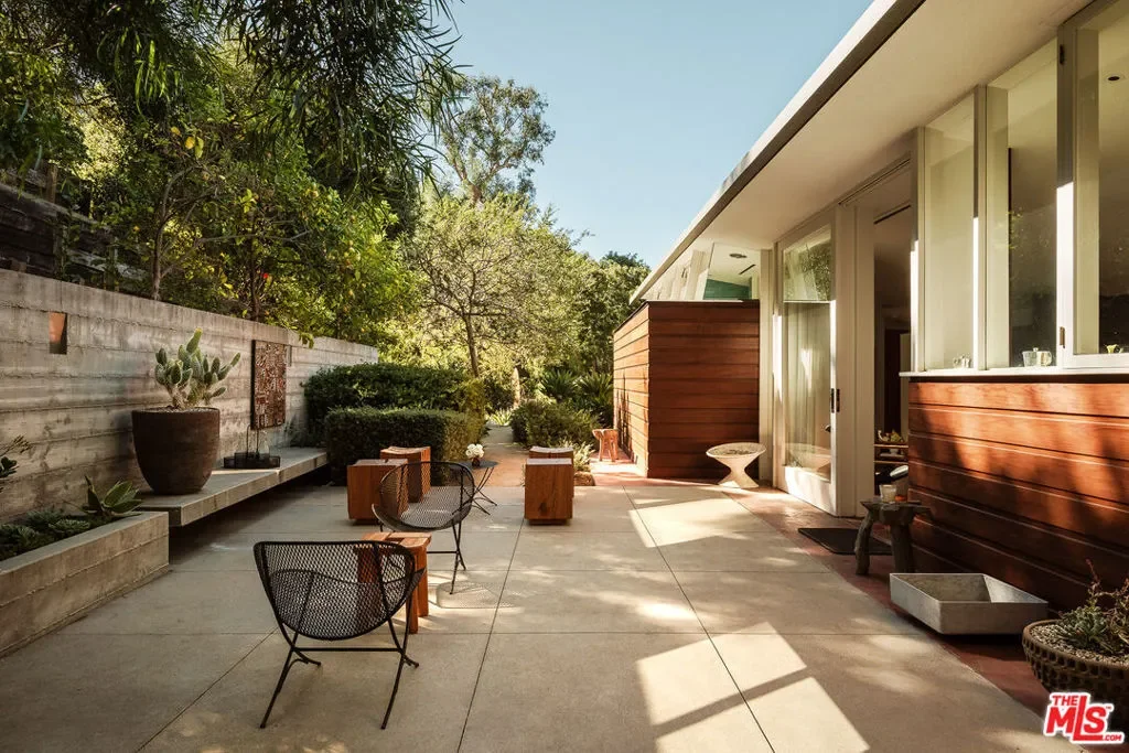 Gallery photo 8