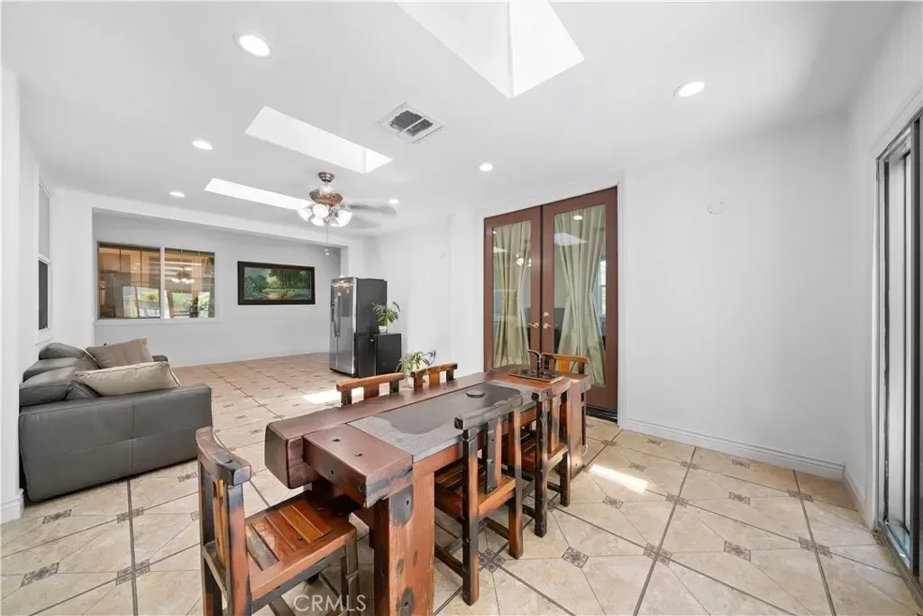 6829 Birmingham Drive, Chino, California, United States. - Photo 2