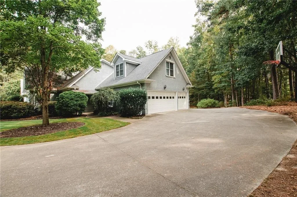 3045 Camp Branch Road, Buford, Georgia, United States. - Photo 71