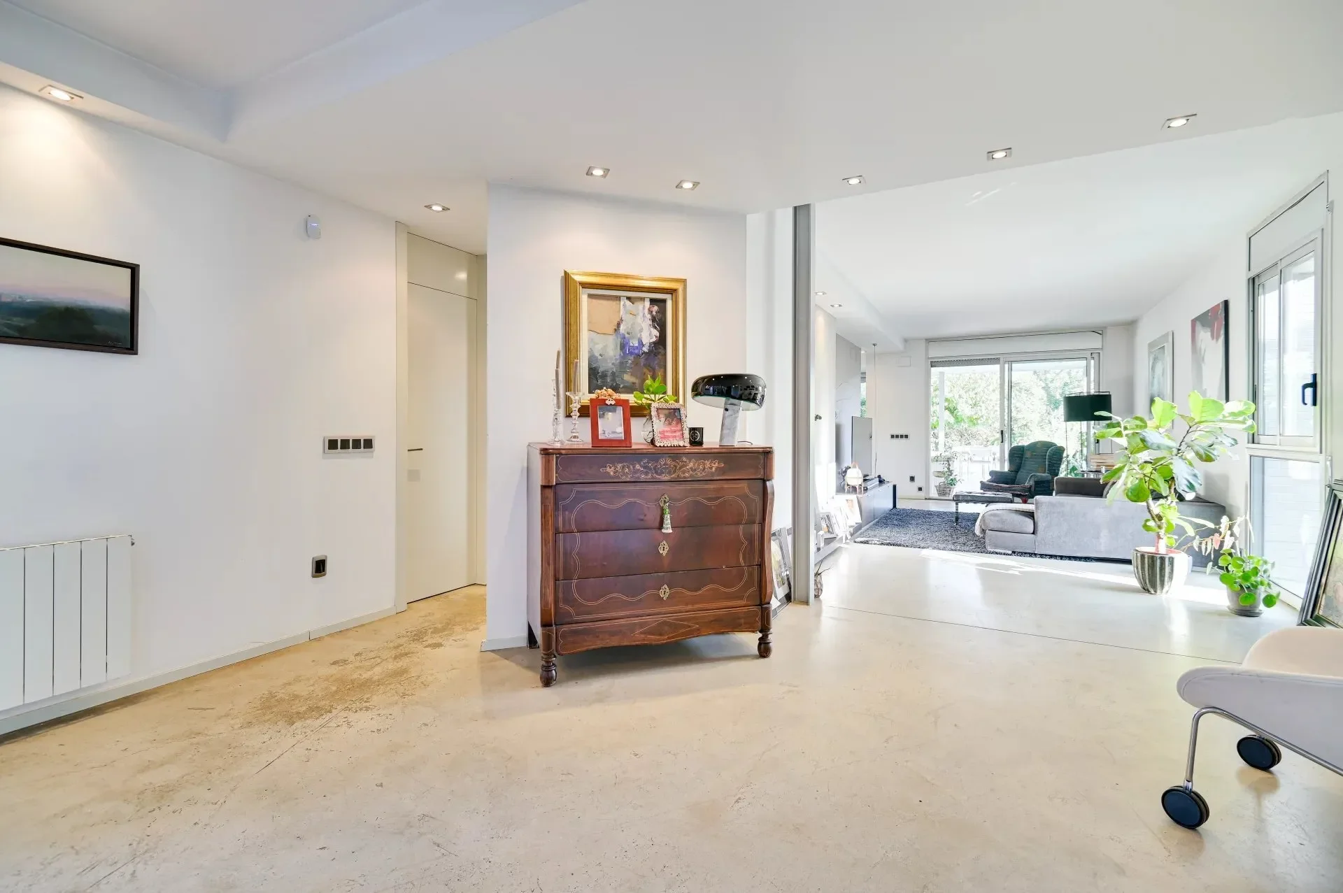 Gallery photo 1