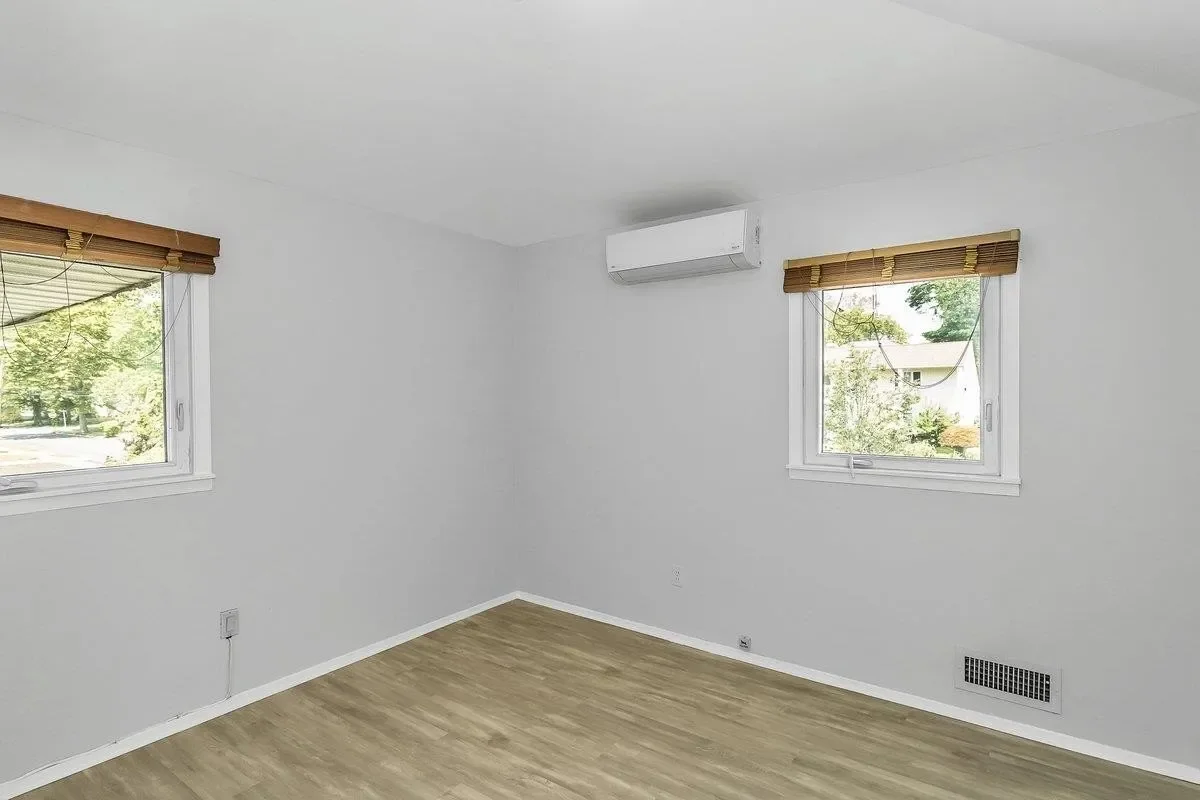Gallery photo 12