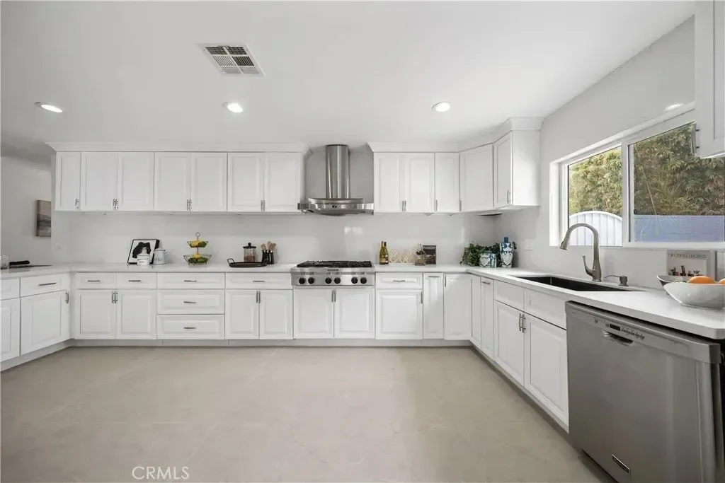 1623 N N Vallejo Way, Upland, California, United States. - Photo 4