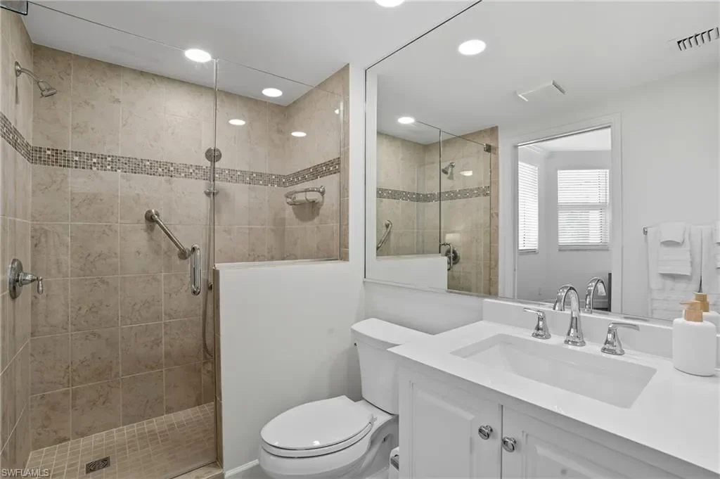Gallery photo 6