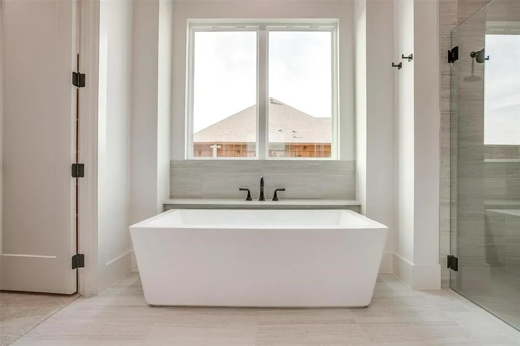 213 Lantern Ridge Drive, Aledo, Texas, United States. - Photo 20
