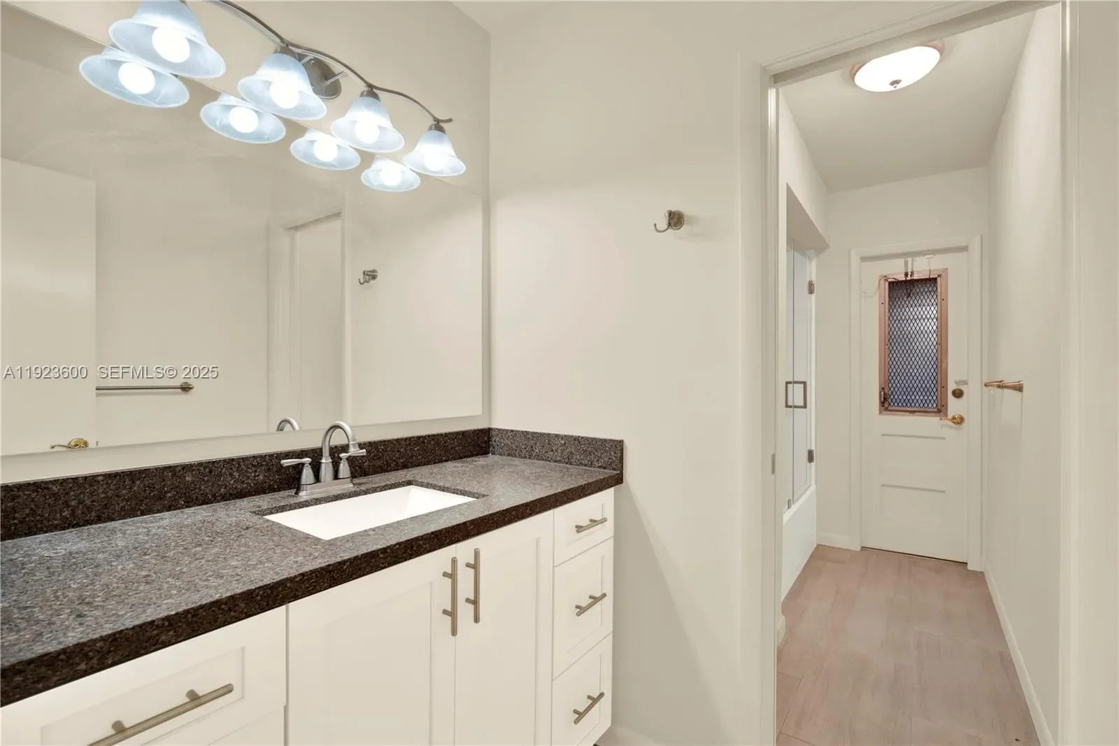 13240 SW 98th Pl, Miami, FL 33176, Miami, Florida, United States. - Photo 15