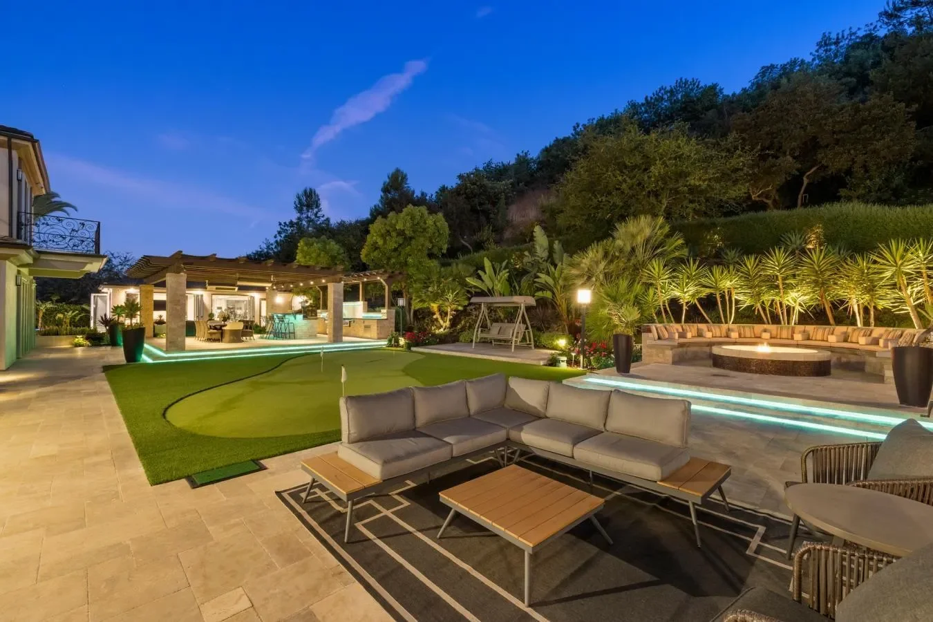 2855 Oak Knoll Drive, Diamond Bar, California, United States. - Photo 10