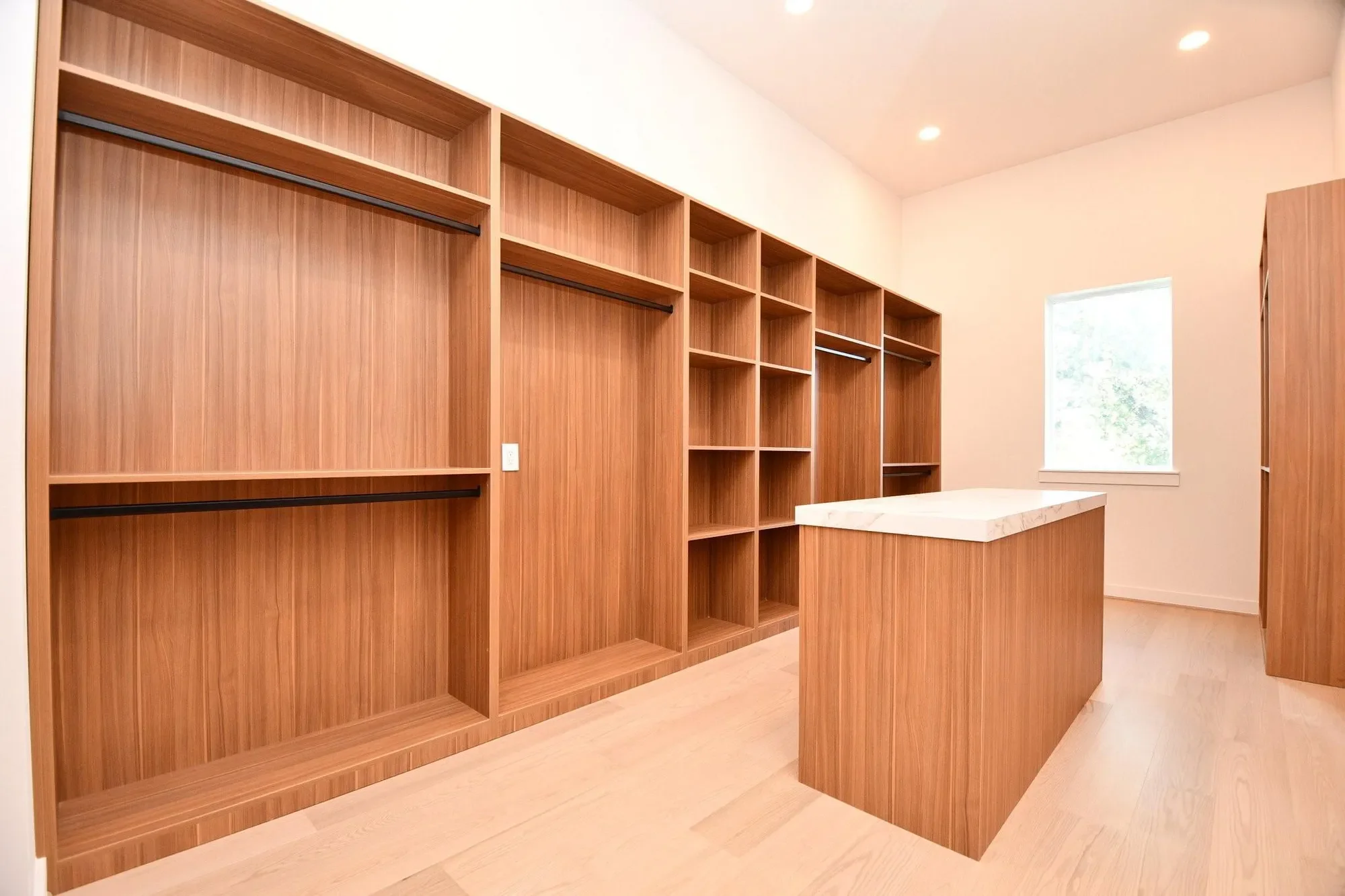 Gallery photo 12