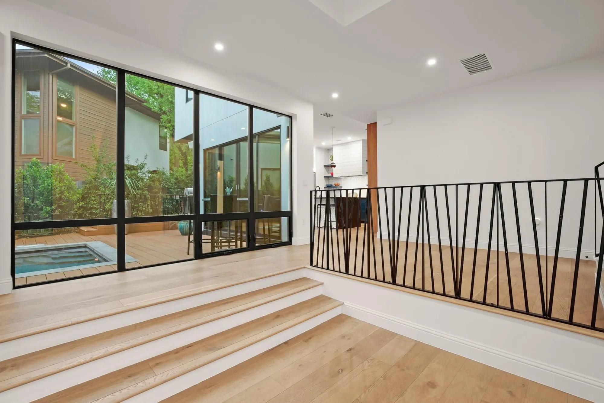 Gallery photo 5