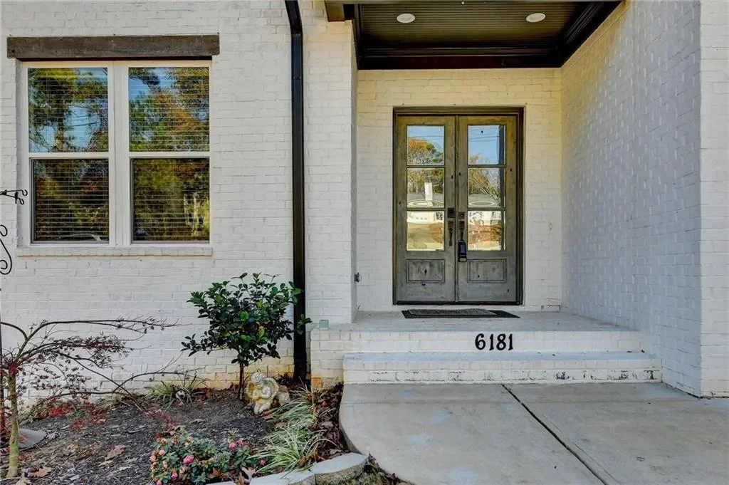 6181 Shoreland Circle, Buford, Georgia, United States. - Photo 3