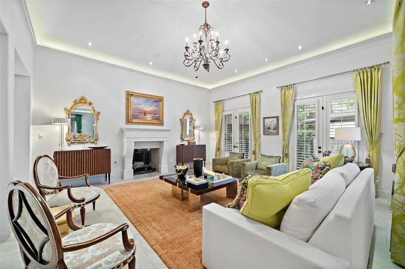 422 Pinewold Drive, Houston, TX 77056, Houston, Texas, United States. - Photo 6