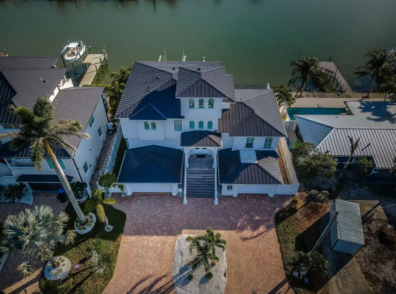 7942 3rd Ave S, St Petersburg, FL 33707, St. Petersburg, Florida, United States. - Photo 25