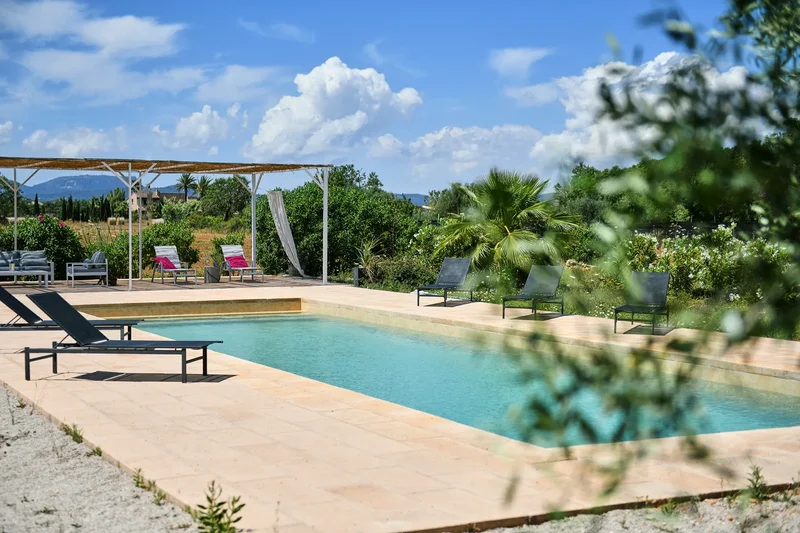 Spacious And Luminous Villa With Large Pool Situated On A Generous Private Plot