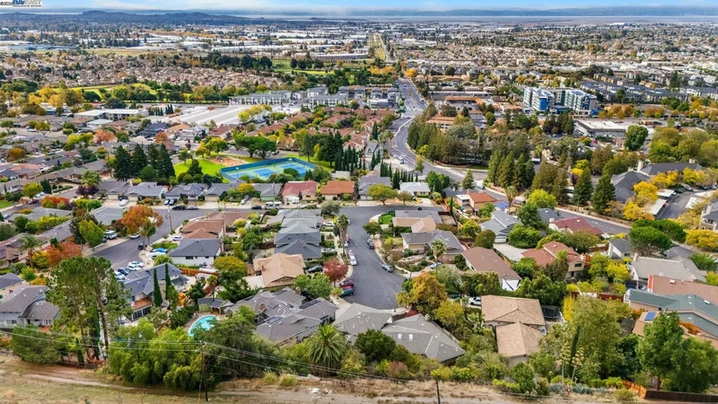 699 Fiesta Place, Hayward, California, United States. - Photo 2
