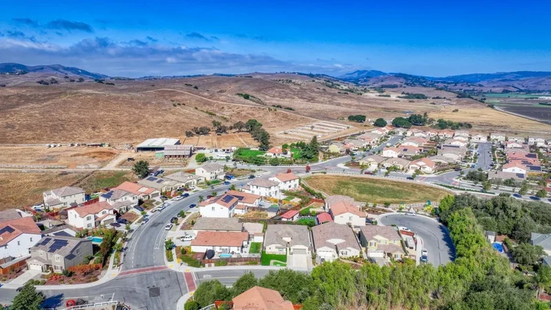 1121 Trailside Drive, San Juan Bautista, California, United States. - Photo 36