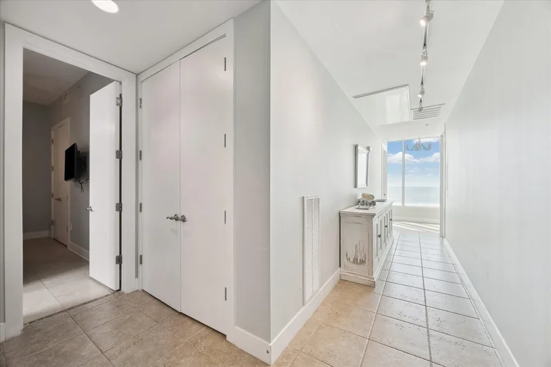 500 Seawall Boulevard 1214, Galveston, Texas, United States. - Photo 6