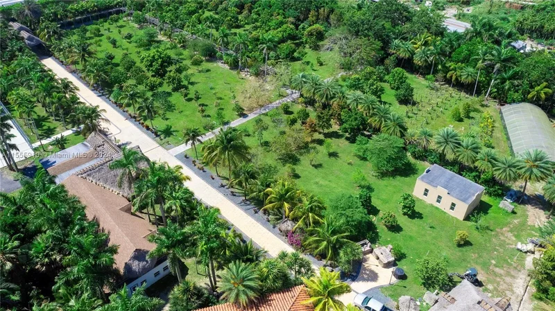 20551 SW 162nd Ave, Miami, Florida, United States. - Photo 98