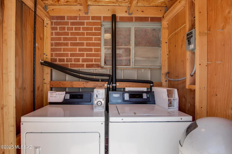 1330 E Broadway Boulevard, Tucson, Arizona, United States. - Photo 41