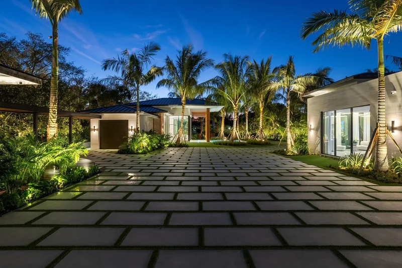 2415 Casas De Marbella Drive, Palm Beach Gardens, Florida, United States. - Photo 91