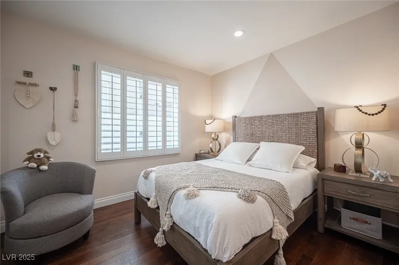 8733 Double Eagle Drive, Las Vegas, Nevada, United States. - Photo 44