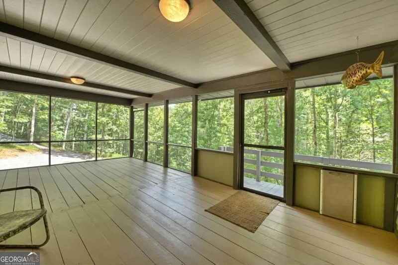 260 Flat Creek Crossing, Blue Ridge, GA 30513, Blue Ridge, Georgia, United States. - Photo 5