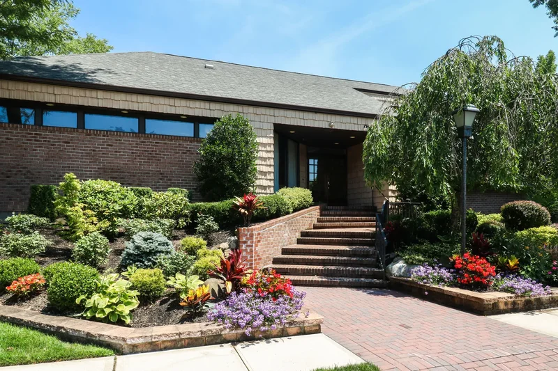 154 Hidden Ridge Drive, Syosset, NY 11791, Syosset, New York, United States. - Photo 16