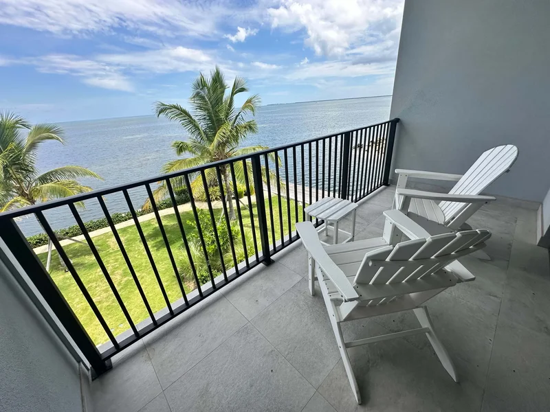 SEAHAVEN OCEANFRONT 3 BED, Spotts, NA, Savannah, Bodden Town, Cayman Islands. - Photo 4