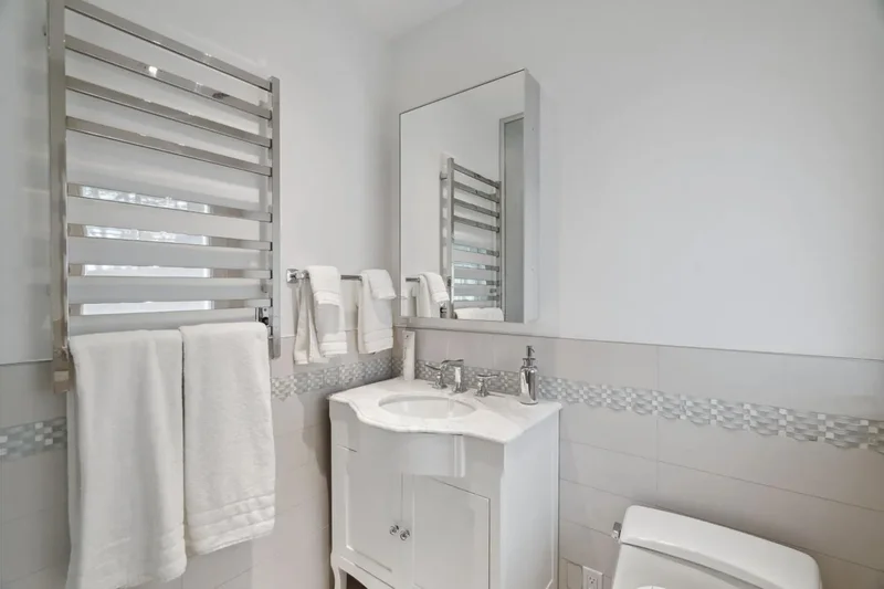 15 Park Lane Circle, Toronto, Ontario, Canada. - Photo 19
