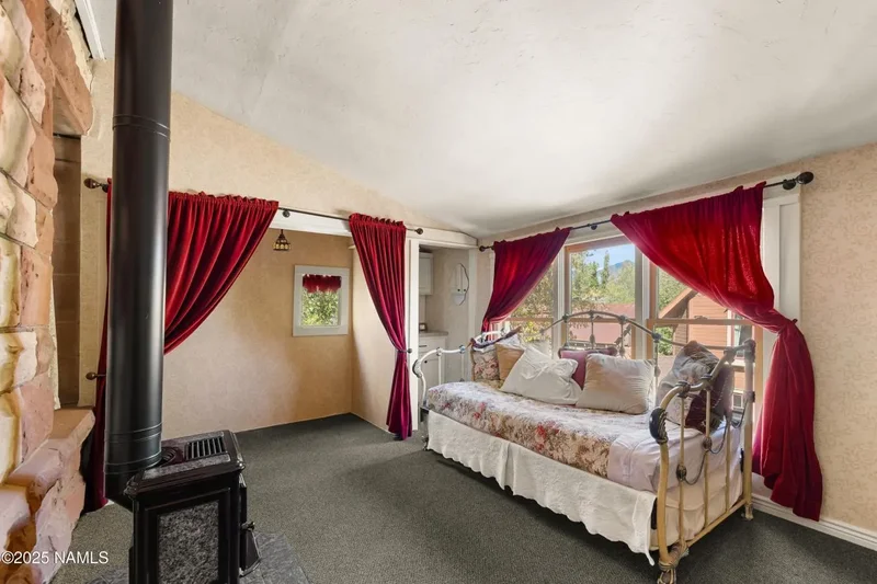 614 W Santa Fe Avenue, Flagstaff, Arizona, United States. - Photo 30