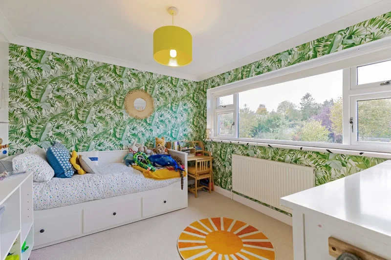 Park Rise, Harpenden, Hertfordshire, Harpenden, England, United Kingdom. - Photo 11