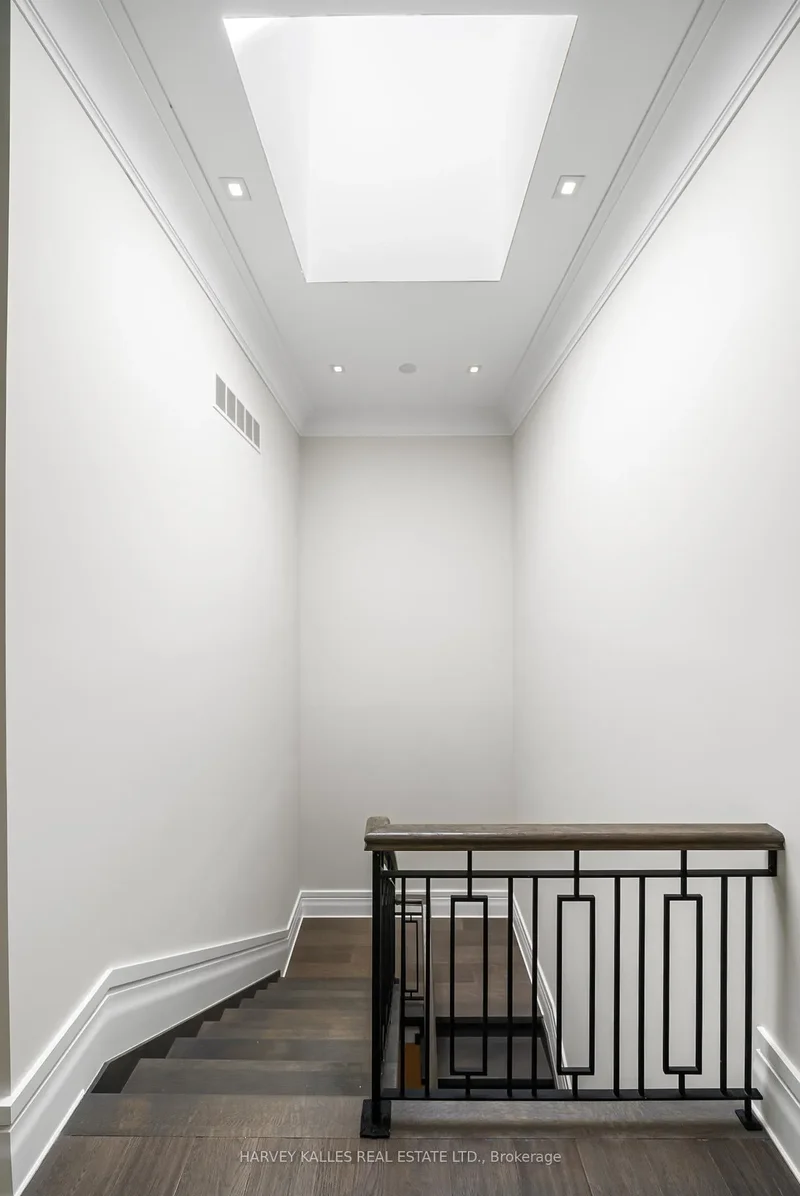163 Cortleigh Boulevard, Toronto, ON, M5N 1P6, CANADA, Toronto, Ontario, Canada. - Photo 38