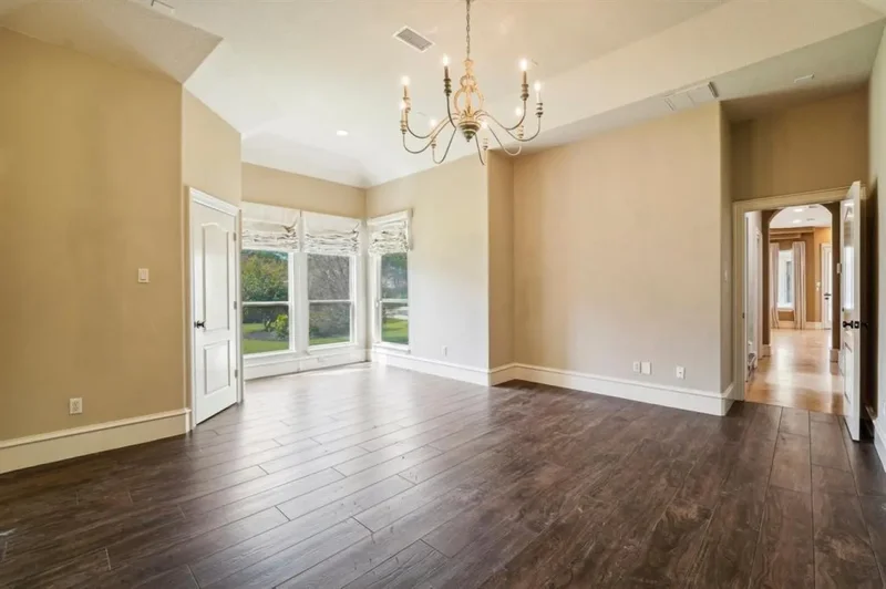 37 Kings Lake Estates Boulevard, Humble, Texas, United States. - Photo 14