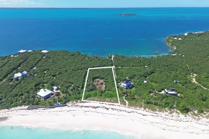 South End Beachfront , Guana Cay, Great Guana Cay, Hope Town, The Bahamas. - Photo 2