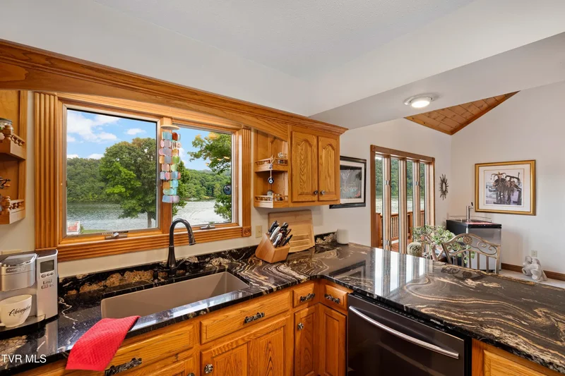21580 Moonlight Bay Road, Abingdon, VA 24211, Abingdon, Virginia, United States. - Photo 25