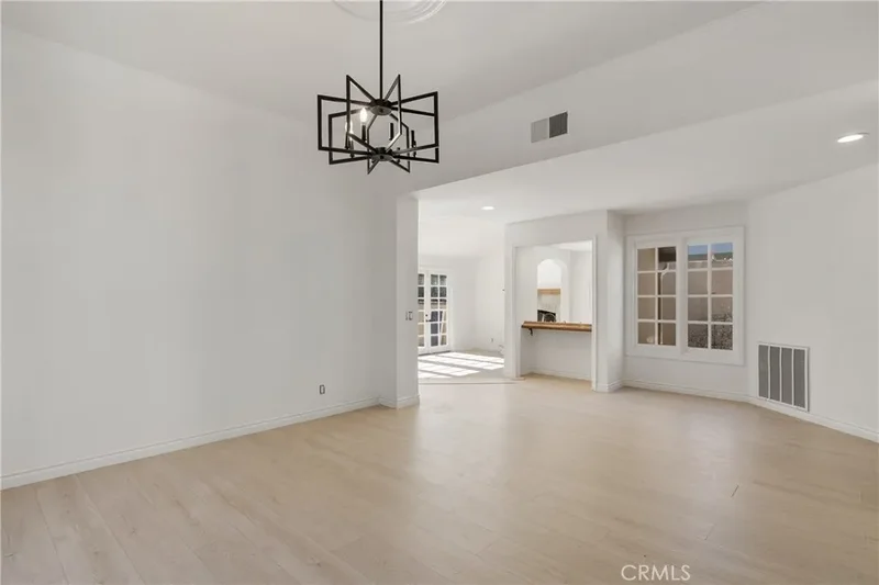 19371 Woodlands, Huntington Beach, CA 92648, Huntington Beach, California, United States. - Photo 5