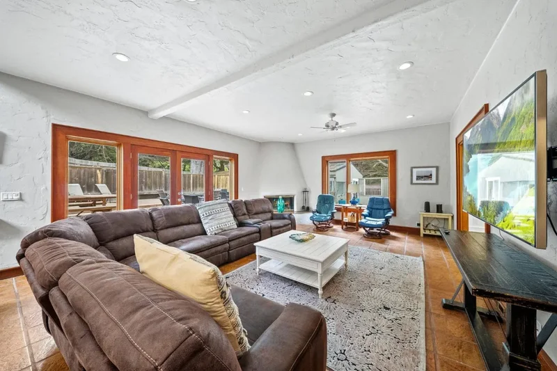 142 Carmel Riviera Drive, Carmel-by-the-Sea, California, United States. - Photo 25