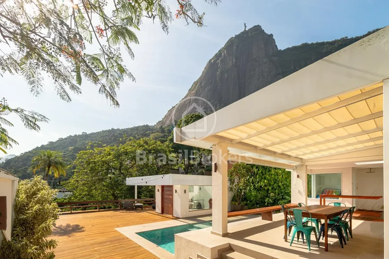 Villa with panoramic views over Rio de Janeiro
