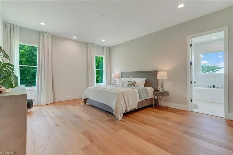7618 Pemberley Drive, Oak Ridge, North Carolina, United States. - Photo 16