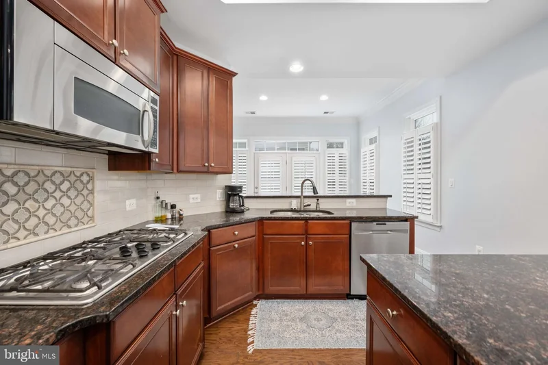 6044 Masondale Road, Alexandria, VA 22315, Groveton, Virginia, United States. - Photo 23
