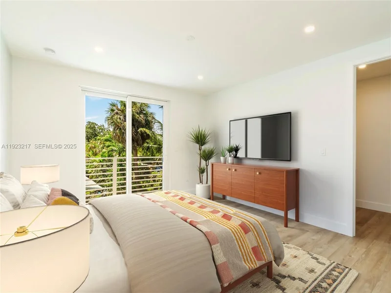 1720 SW 20th St, Fort Lauderdale, Florida, United States. - Photo 31