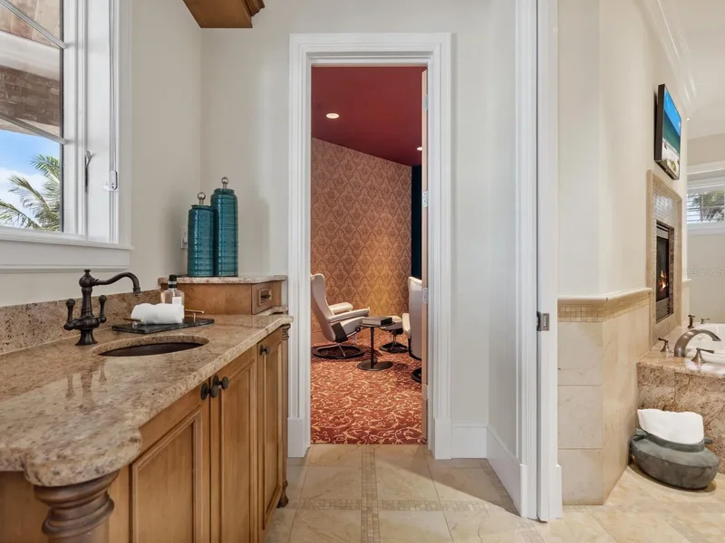 1423 & 143 HILLVIEW DRIVE, Sarasota, Florida, United States. - Photo 40