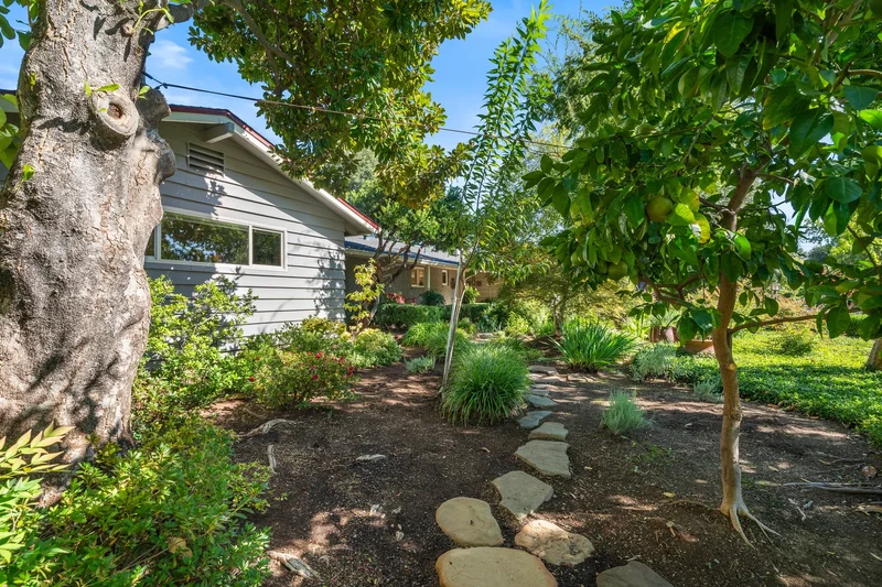 925 Hallmark Drive , Redding, CA 96001, Redding, California, United States. - Photo 26