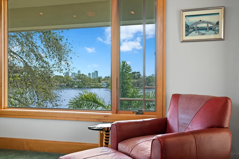 950 Monterey Point NE, St Petersburg, FL 33704, St. Petersburg, Florida, United States. - Photo 24