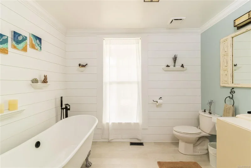 6742 Norcross Rd, Duncan, British Columbia, Canada. - Photo 4