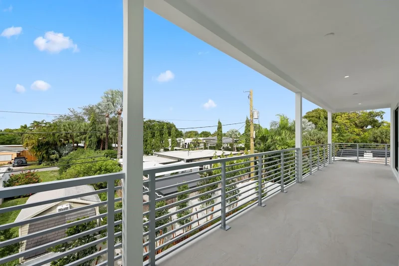 2015 NE 4th Ave, Wilton Manors, Florida, United States. - Photo 62