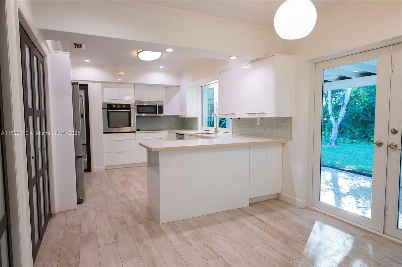 13200 SW 59th Ave, Coral Gables, Florida, United States. - Photo 1