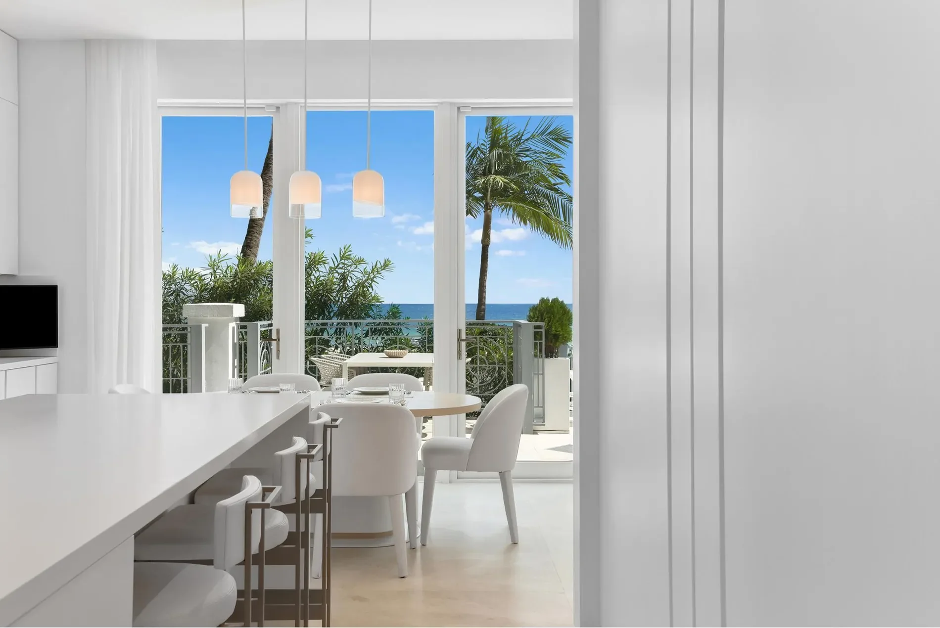 5959 Collins Ave, Miami Beach, Florida, United States. - Photo 12