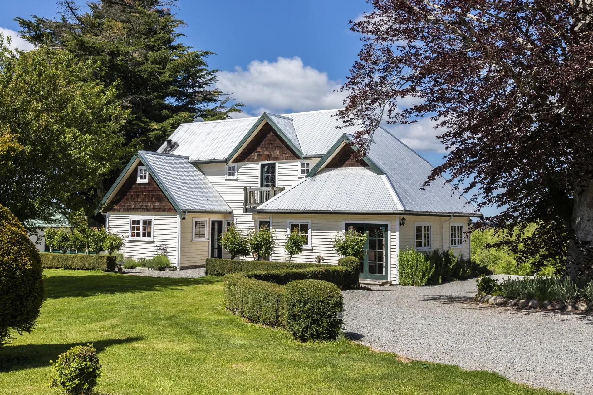 Exterior photo 11