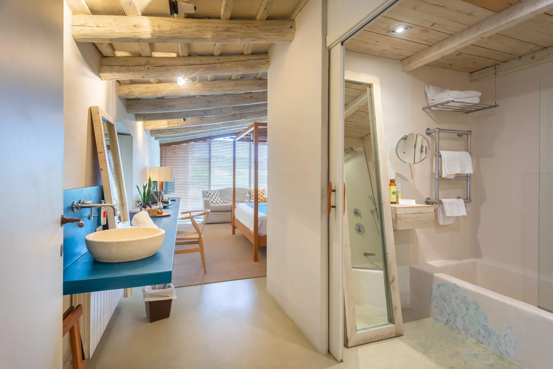 Gallery photo 2