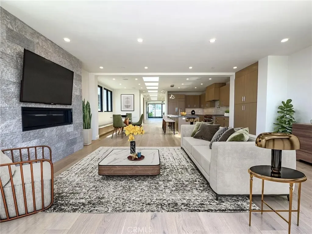 404 16th Street, Manhattan Beach, California, United States. - Photo 32