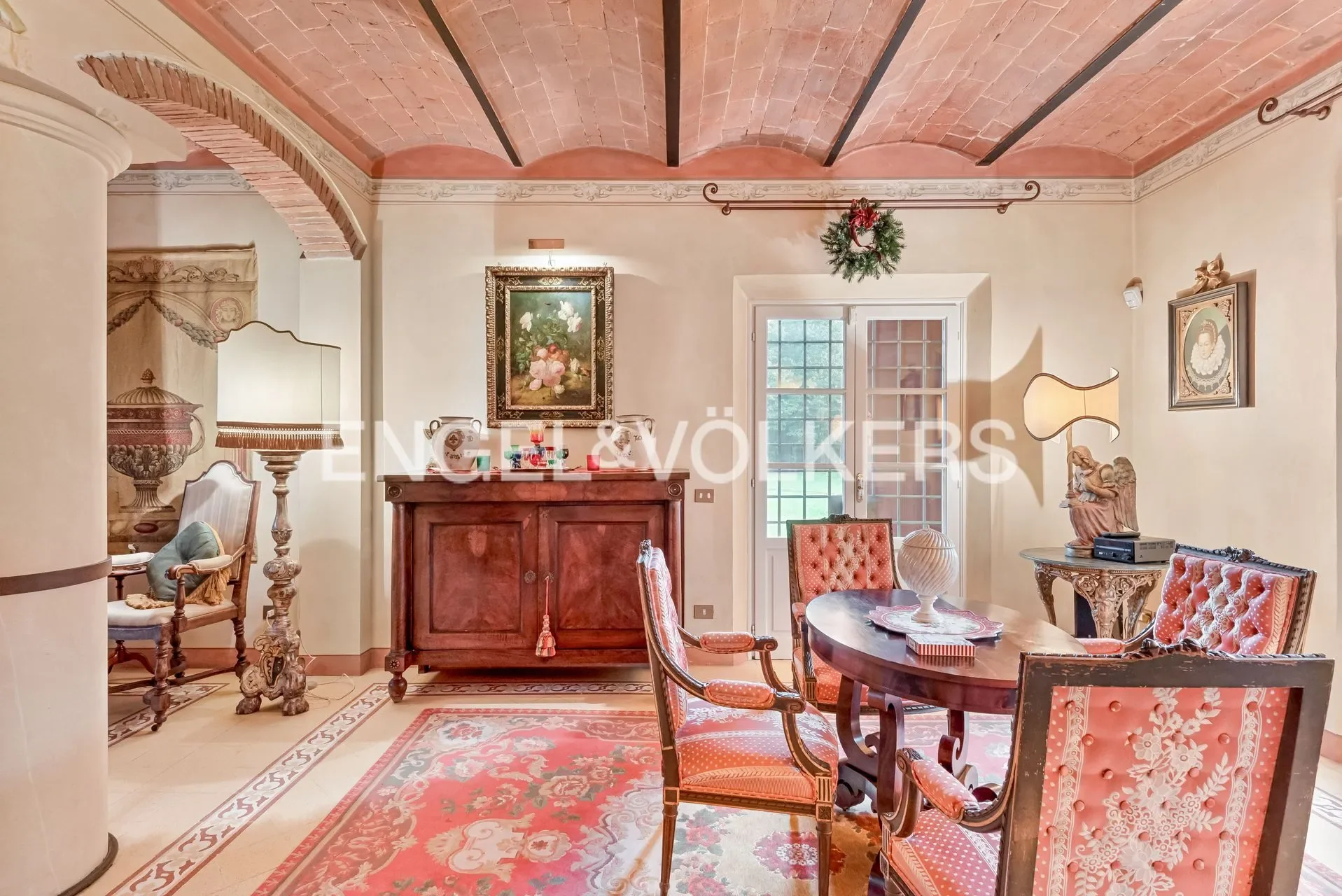 Gallery photo 5